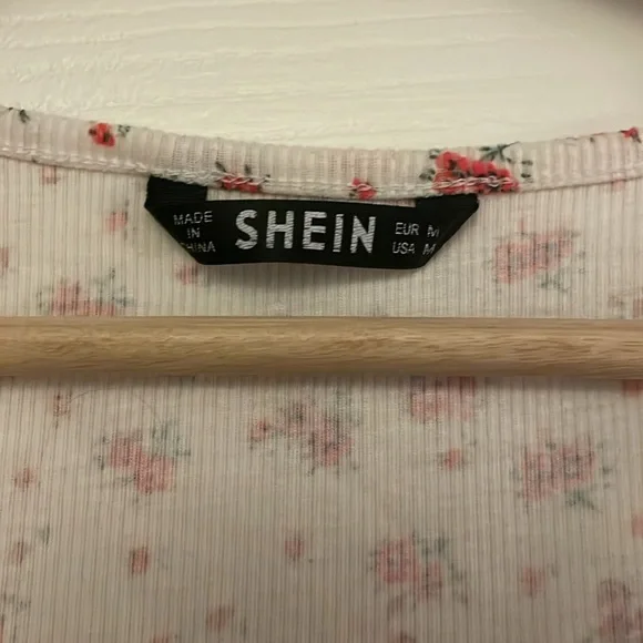 Floral crop top - Picture 2 of 3